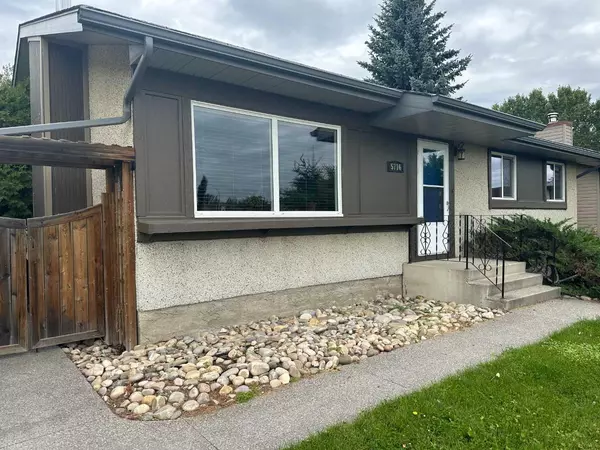 Rocky Mountain House, AB T4T 1H8,5716 57 Street Close