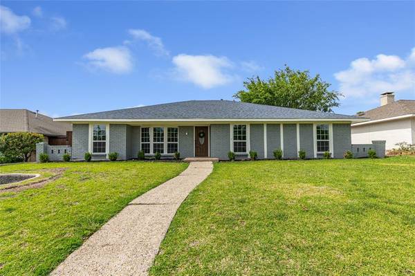 527 Goodwin Drive, Richardson, TX 75081