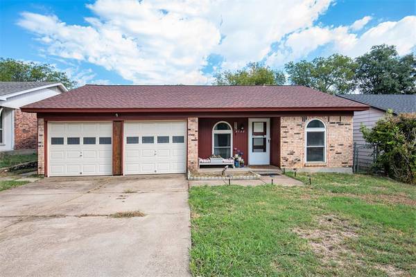 8132 Richard Street, White Settlement, TX 76108