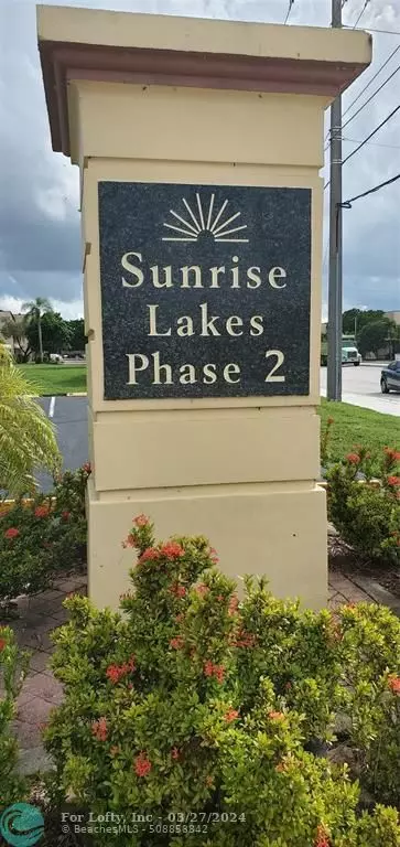 Sunrise, FL 33322,8350 Sunrise Lakes Blvd  #212