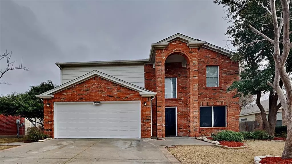 6757 Ambercrest Drive, Arlington, TX 76002