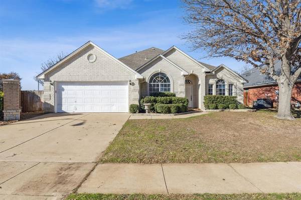 5801 Clear Creek Drive, Haltom City, TX 76137