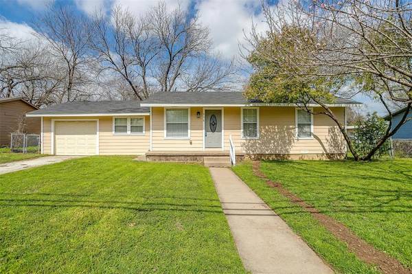 608 Rose Avenue, Cleburne, TX 76033