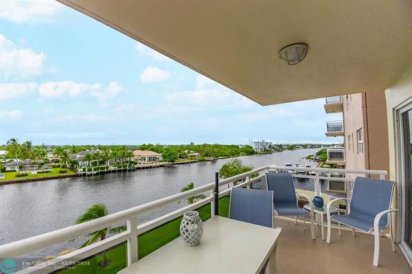 1160 Hillsboro Mile  #405,  Hillsboro Beach,  FL 33062