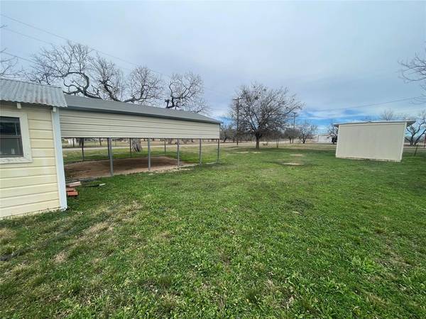 Valera, TX 76884,10536 US Hwy 67