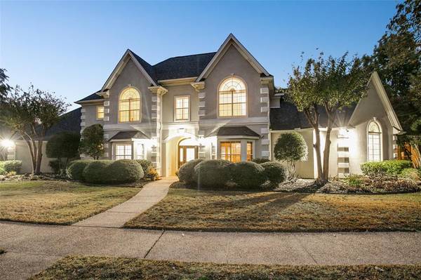 1065 Highland Oaks Drive, Southlake, TX 76092