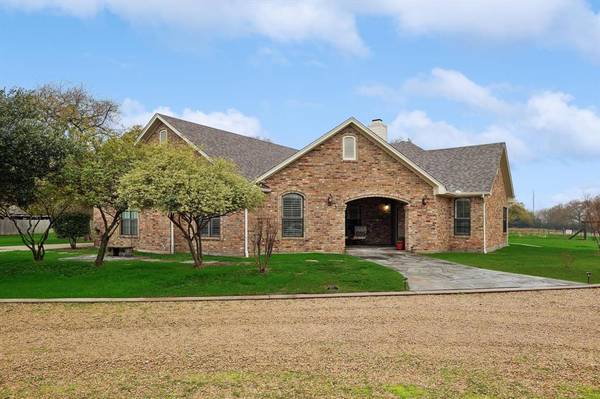 6955 Zackery Road, Aubrey, TX 76227