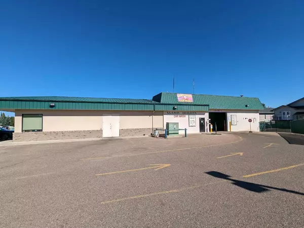 Medicine Hat, AB T1B 4S5,12 Sierra DR SW #3