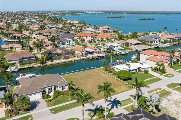 Marco Island, FL 34145,1748 Wavecrest CT