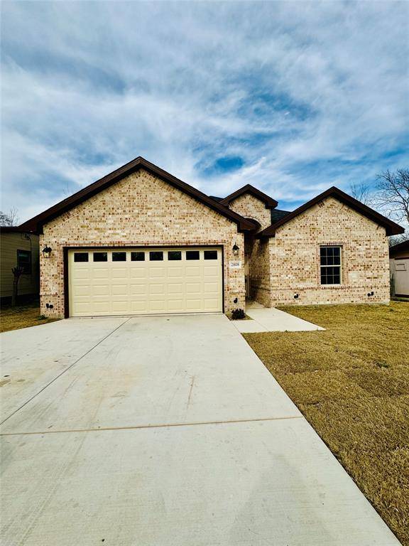 2808 Binyon, Fort Worth, TX 76133