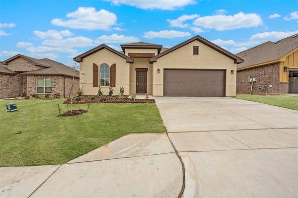 350 Clark Avenue, Weatherford, TX 76085