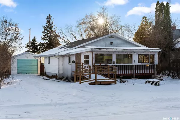 312 2nd AVENUE, Kelliher, SK S0A 1V0