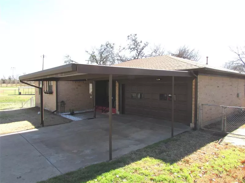 1110 E Summit, Sherman, TX 75090