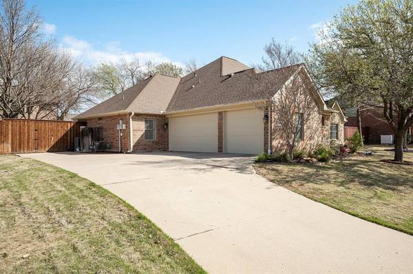 Flower Mound, TX 75028,2528 Russwood Drive