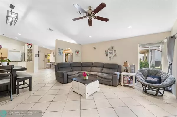 Weston, FL 33327,1421 MAJESTY TER