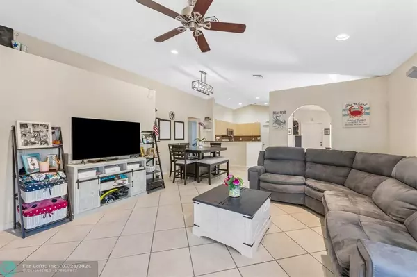 Weston, FL 33327,1421 MAJESTY TER