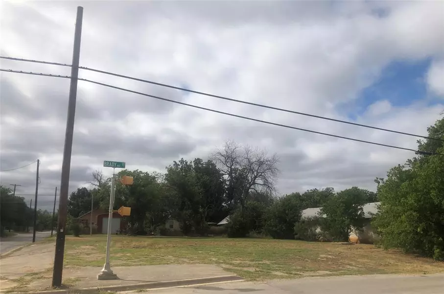 803 3rd Street, Brownwood, TX 76801