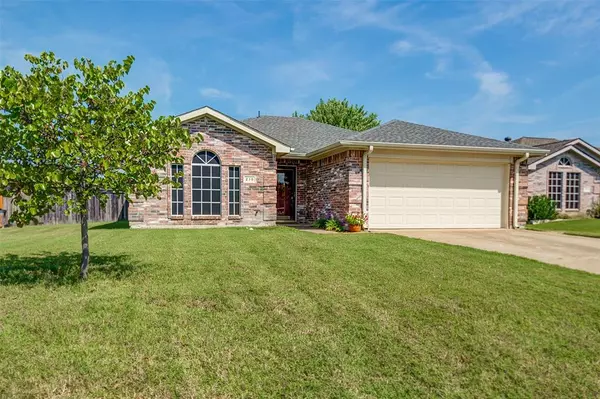 219 Lake Texoma Drive, Wylie, TX 75098