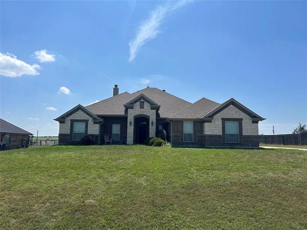 1064 Dominique Drive, Weatherford, TX 76087