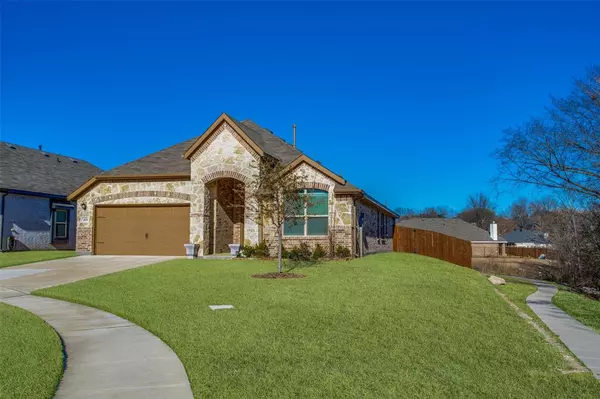 2426 Trickling Creek Drive, Garland, TX 75041