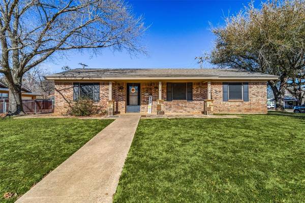 2501 Easy Street, Denison, TX 75020