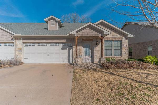 2224 Cobblestone Court,  Granbury,  TX 76049