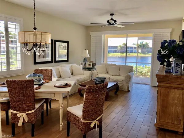 2305 Carrington CT 2-101, Naples, FL 34109