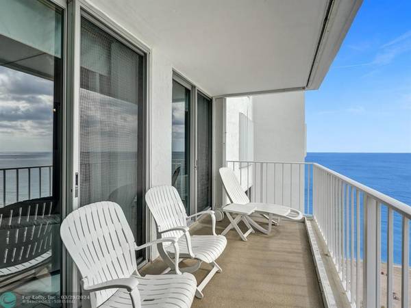 Pompano Beach, FL 33062,1010 S Ocean Blvd  #1502