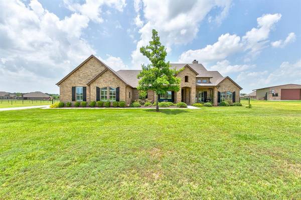 112 Eagle Moor Lane, Brock, TX 76087