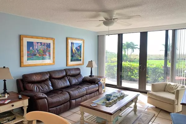 Marco Island, FL 34145,180 Seaview CT 111