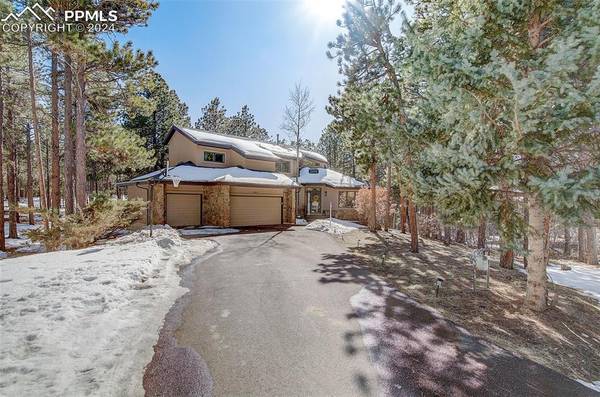 1062 Golden Pine LN, Monument, CO 80132