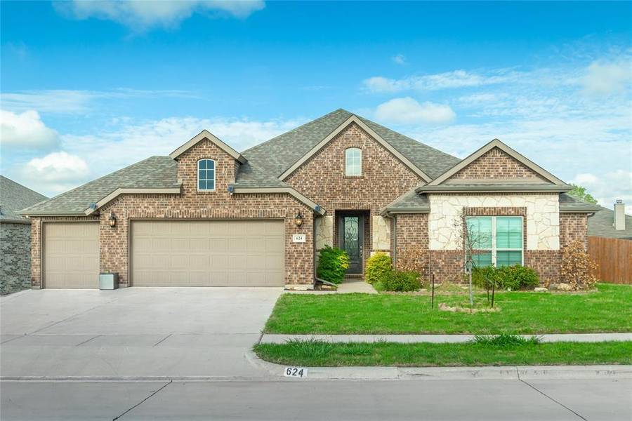 624 Waterford Way, Joshua, TX 76058