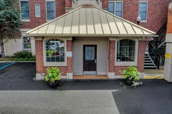 Mahwah Twp., NJ 07430,2501 Rio Vista Dr #2501