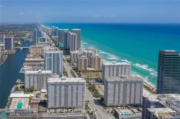 Hallandale Beach, FL 33009,1965 S Ocean Dr  #3G