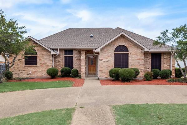 302 Rash Lane, Terrell, TX 75160