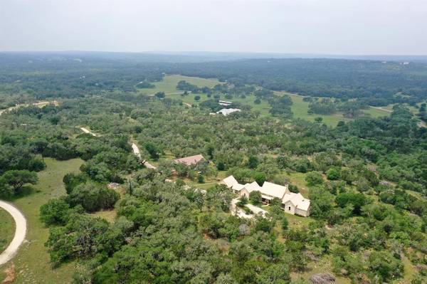 1375 Bridlewood Ranches Drive, San Marcos, TX 78666