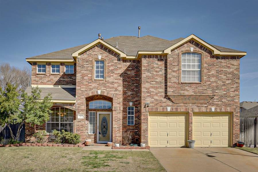 17 Mary Lou Court, Mansfield, TX 76063