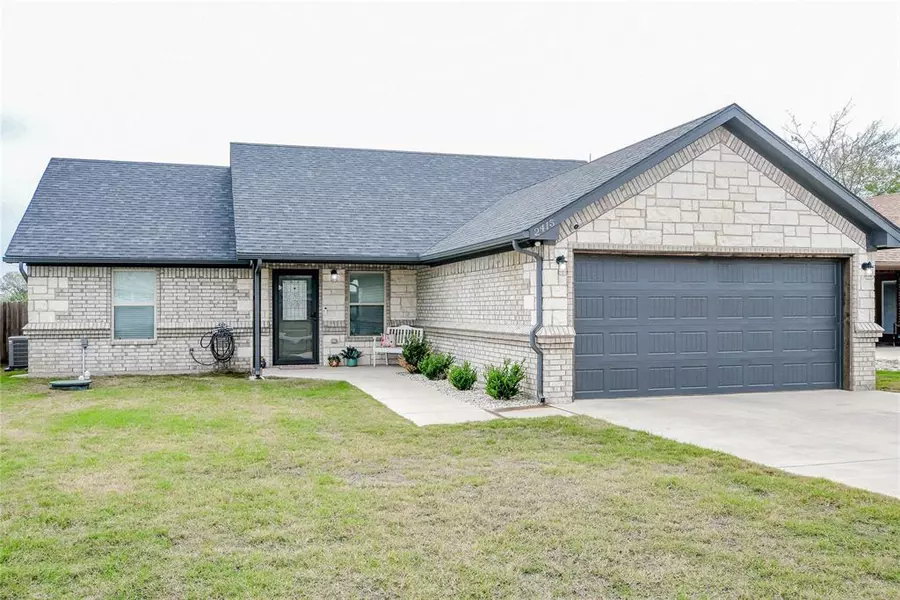 2415 Creek Drive, Granbury, TX 76048