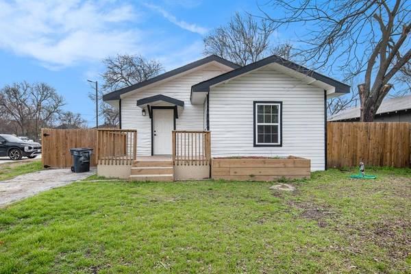 2829 College Avenue, Fort Worth, TX 76110