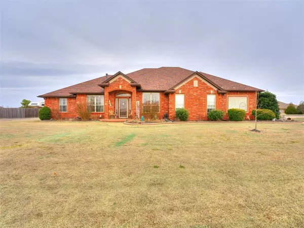 4216 Stardust Lane, Tuttle, OK 73089