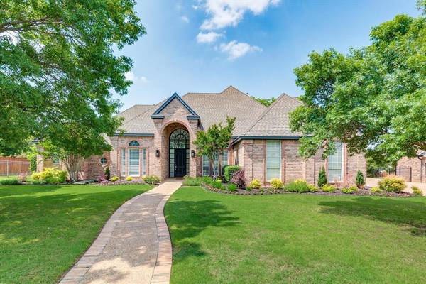 808 Hillcrest Trail, Southlake, TX 76092