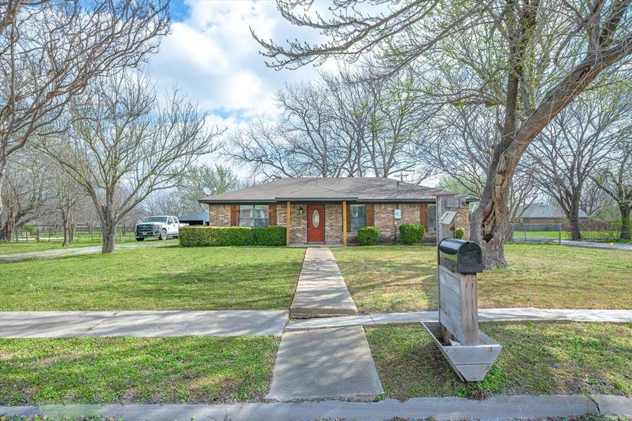 704 N Josephine Street, Royse City, TX 75189