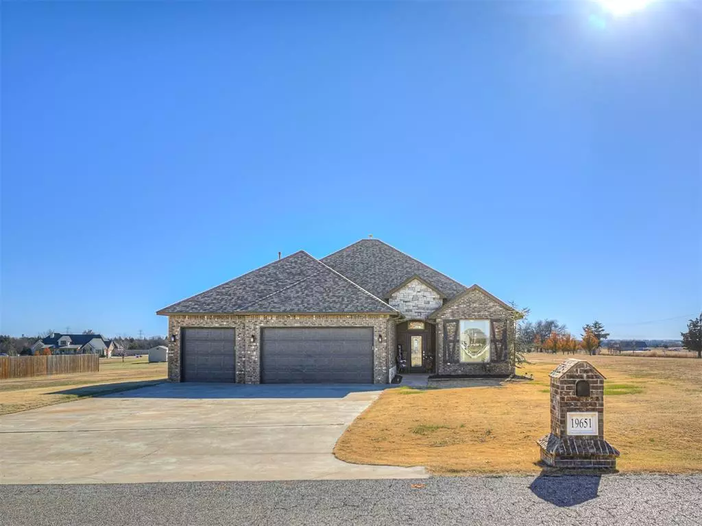 Cashion, OK 73016,19651 Pioneer Way