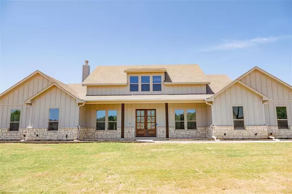 209 Constitution Court, Weatherford, TX 76088