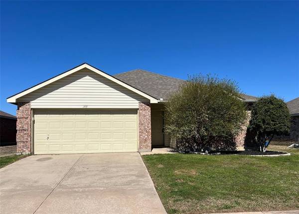 315 Quail Crossing Drive, Sanger, TX 76266