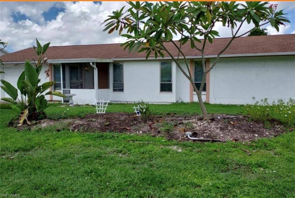 1717 42nd TER SW, Naples, FL 34116