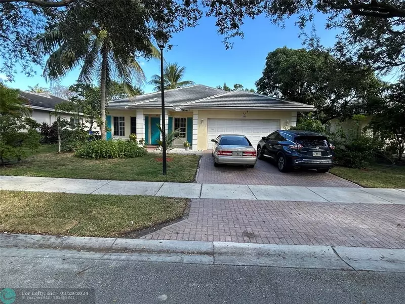 300 NW 17th Ter, Pompano Beach, FL 33069