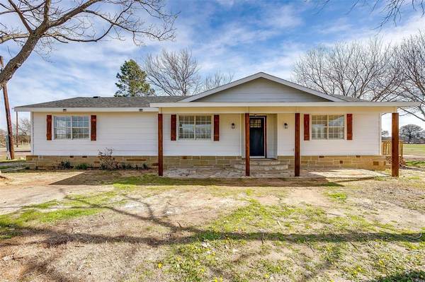 3011 Wilkerson Court, Tolar, TX 76476