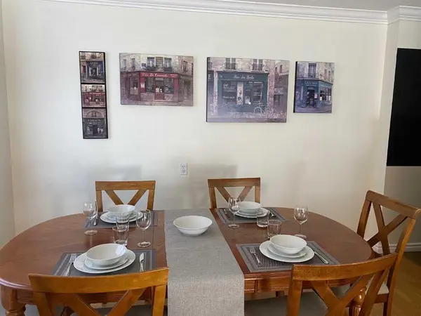 Calgary, AB T3C 3R6,1320 12 AVE SW #603