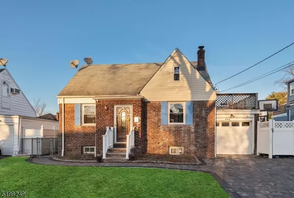 444 Parker Ave, Hackensack City, NJ 07601